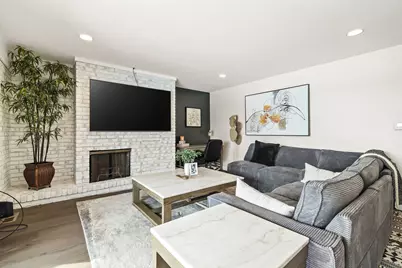 1601 E Maple Terrace #3B, Lisle, IL 60532 - Photo 4