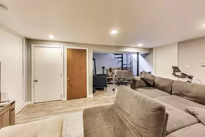 1225 W Erie Street, Chicago, IL 60642 - Photo 12