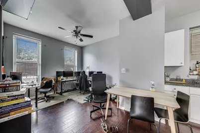 1225 W Erie Street, Chicago, IL 60642 - Photo 10