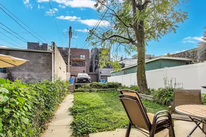 1225 W Erie Street, Chicago, IL 60642 - Photo 16