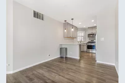 212 W Hamilton Drive, Palatine, IL 60067 - Photo 8