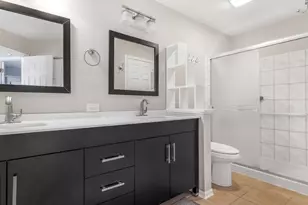 212 W Hamilton Dr, Palatine, IL 60067 - Photo 16