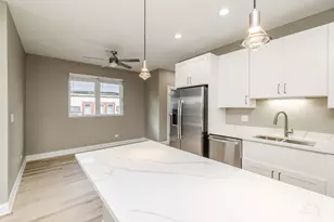 723 N Waller Ave, Chicago, IL 60644 - Photo 8