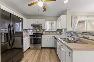 1643 Orchard Ct, West Chicago, IL 60185 - Photo 10