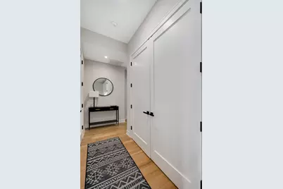 1938 W Augusta Boulevard #204, Chicago, IL 60622 - Photo 2