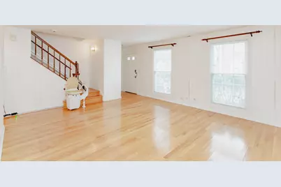 1410 Pebblecreek Drive, Glenview, IL 60025 - Photo 4