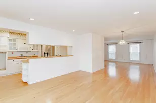 1410 Pebblecreek Dr, Glenview, IL 60025 - Photo 8