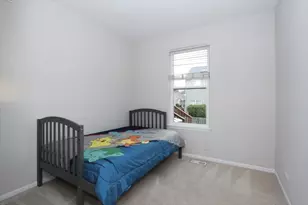 220 S Wildrose Ct, Round Lake, IL 60073 - Photo 22