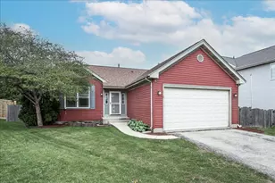 220 S Wildrose Ct, Round Lake, IL 60073 - Photo 1