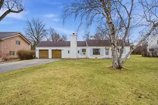 13 W Kenilworth Ave, Prospect Heights, IL 60070 - Photo 1