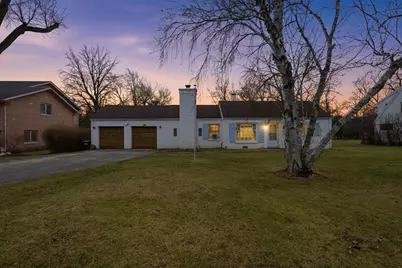 13 W Kenilworth Avenue, Prospect Heights, IL 60070 - Photo 2