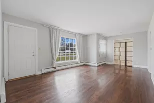 13 W Kenilworth Ave, Prospect Heights, IL 60070 - Photo 10