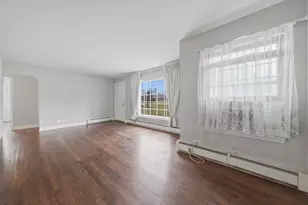 13 W Kenilworth Ave, Prospect Heights, IL 60070 - Photo 12