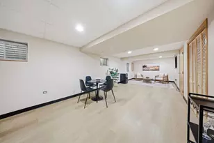 510 Waterford Dr, Oswego, IL 60543 - Photo 14