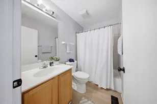 510 Waterford Dr, Oswego, IL 60543 - Photo 20