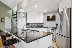 808 S Bishop St, Chicago, IL 60607 - Photo 10