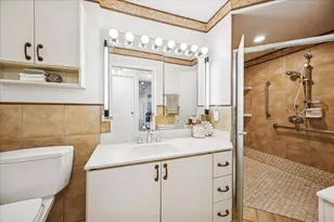 1 E Schiller St, Chicago, IL 60610 - Photo 20