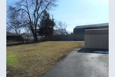 221 E Dickens Avenue, Northlake, IL 60164 - Photo 22
