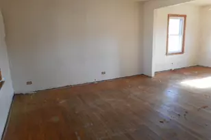 221 E Dickens Ave, Northlake, IL 60164 - Photo 10