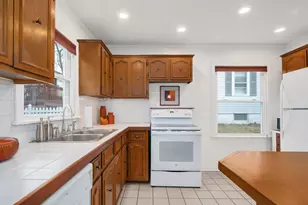 18511 Argyle Ave, Homewood, IL 60430 - Photo 10