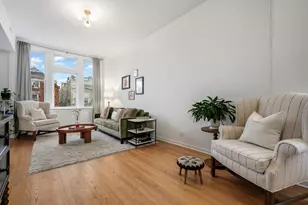 1409 W Superior St, Chicago, IL 60642 - Photo 12