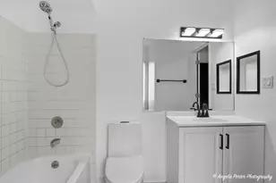 3357 Beacon St, North Chicago, IL 60064 - Photo 12