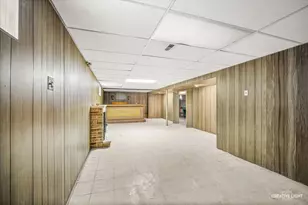 5910 W 59th St, Chicago, IL 60638 - Photo 10