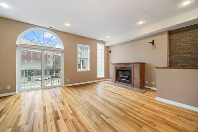 2321 N Milwaukee Avenue #3, Chicago, IL 60647 - Photo 4