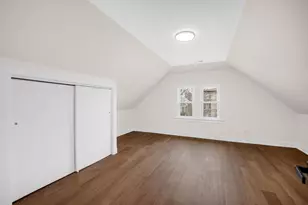 2130 N 74th Ct, Elmwood Park, IL 60707 - Photo 12