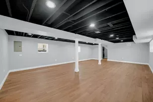 2130 N 74th Ct, Elmwood Park, IL 60707 - Photo 18