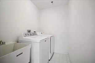 333 Rivershire Ct, Lincolnshire, IL 60069 - Photo 12