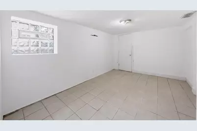 11735 S Indiana Avenue, Chicago, IL 60628 - Photo 26