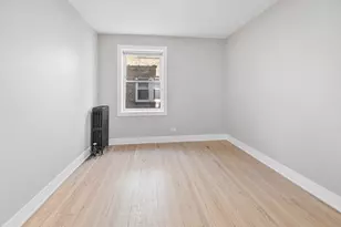 7375 N Damen Ave, Chicago, IL 60645 - Photo 8