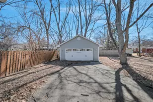 514 E Park St, Plano, IL 60545 - Photo 24