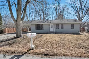 514 E Park St, Plano, IL 60545 - Photo 1