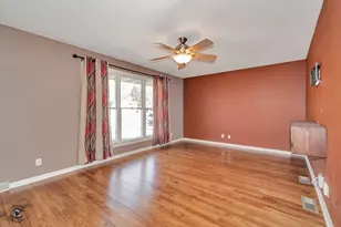 514 E Park St, Plano, IL 60545 - Photo 6