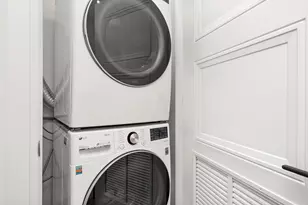 4210 W Belmont Ave, Chicago, IL 60641 - Photo 20