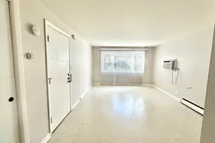 8549 Niles Center Rd, Skokie, IL 60077 - Photo 2