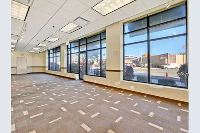 5582 N Lincoln Avenue #C2, Chicago, IL 60625 - Photo 6