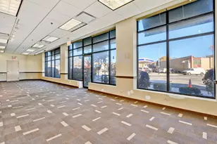 5582 N Lincoln Ave, Chicago, IL 60625 - Photo 6