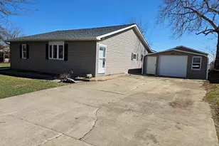 1408 N State Rte 1-17, Momence, IL 60954 - Photo 16