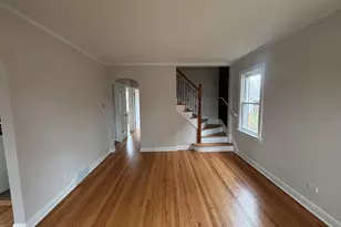 9631 S Francisco Ave, Evergreen Park, IL 60805 - Photo 2