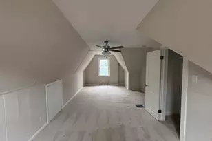 9631 S Francisco Ave, Evergreen Park, IL 60805 - Photo 6