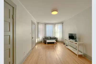 2442 N Ashland Avenue #1, Chicago, IL 60614 - Photo 2