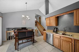 22979 Eastwind Dr, Richton Park, IL 60471 - Photo 8