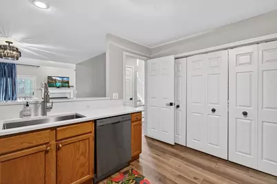 1650 W Ethans Glen Drive, Palatine, IL 60067 - Photo 14