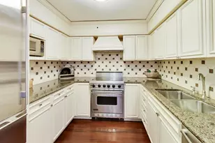 1212 N Lake Shore Dr, Chicago, IL 60610 - Photo 10