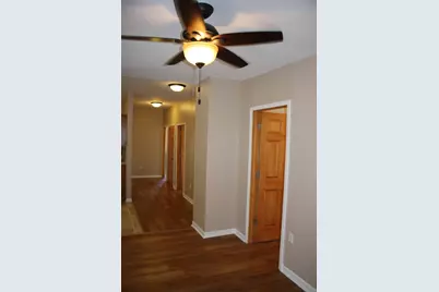 154 S Locust Street, Aurora, IL 60505 - Photo 4