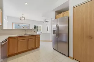 1112 Violet Ln, Joliet, IL 60431 - Photo 12