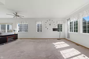 1112 Violet Ln, Joliet, IL 60431 - Photo 4